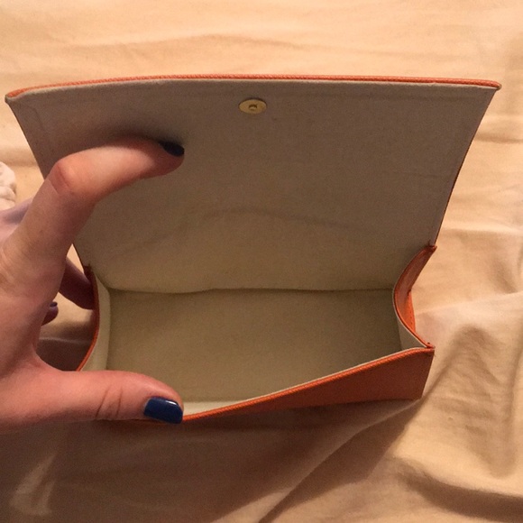 Tory Burch Sunglass Case - Picture 2 of 5